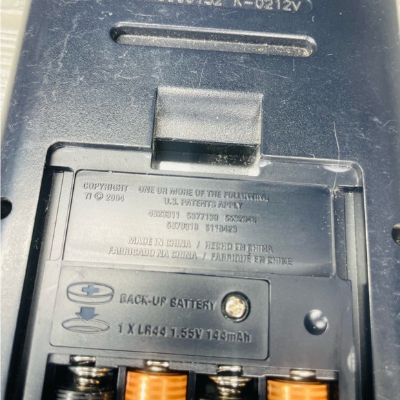 Texas Instruments Ti-84 Plus Graphing Calculator math class school calculator - Picture 4 of 6